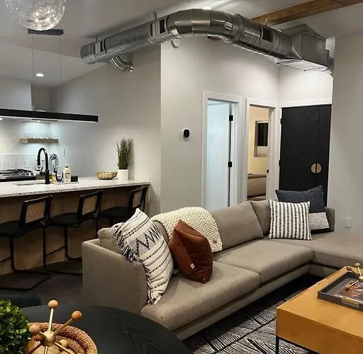 Apartment Work Away Dream 1bd W Office, Gated, Brand New! *