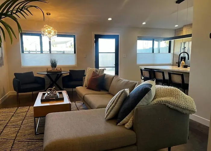 Work Away Dream 1bd W Office, Gated, Brand New! *