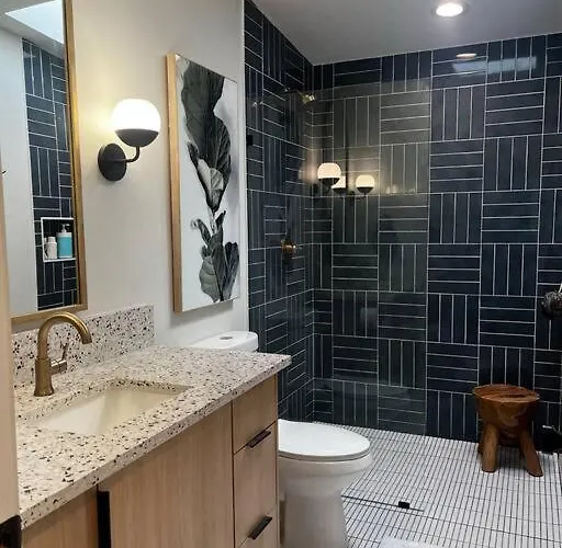 Work Away Dream 1bd W Office, Gated, Brand New!