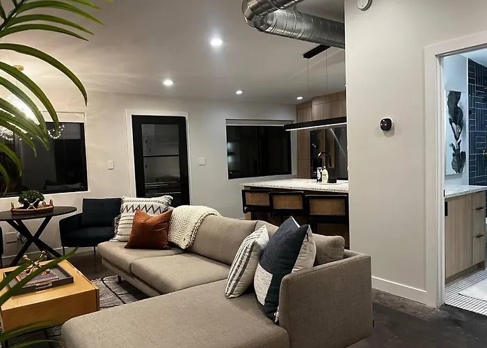 Apartment Work Away Dream 1bd W Office, Gated, Brand New! Scottsdale