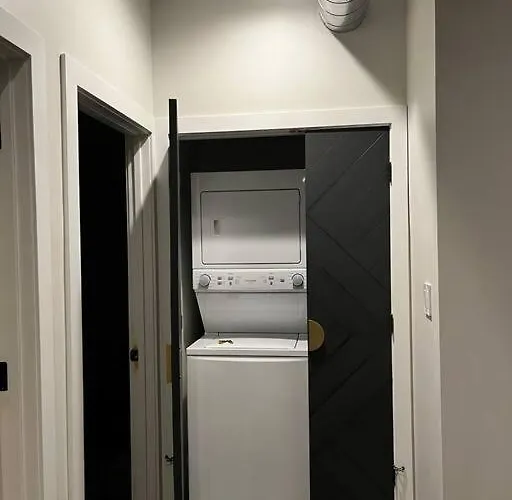 Apartment Work Away Dream 1bd W Office, Gated, Brand New!