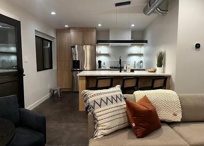 Work Away Dream 1bd W Office, Gated, Brand New! Apartment *